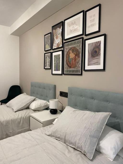 176A Apto Moderno De 3 Habitaciones Gijon Bagian luar foto